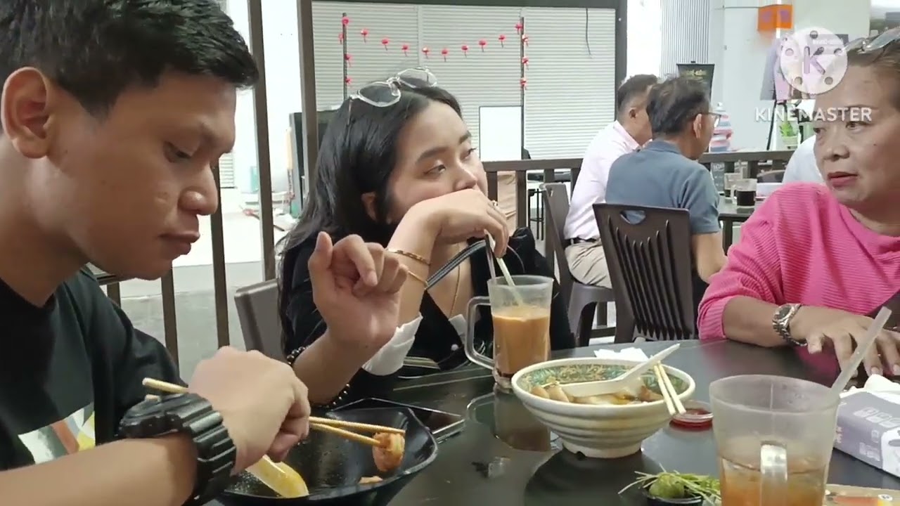 CUTI CNY JALAN-JALAN CARI MAKAN DI BANDARAYA KUCHING