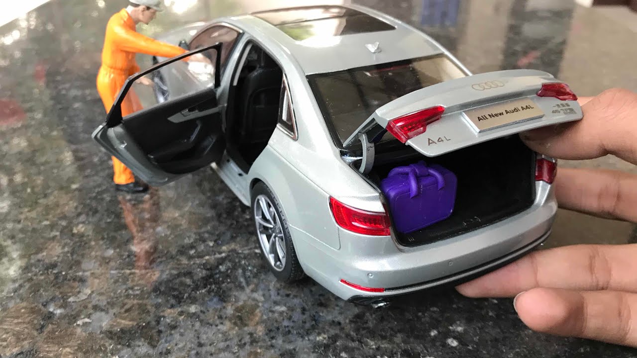 Diecast Unboxing of 2017 Audi A4 1/18 Diecast Paudi Models ft Miniature Luggage