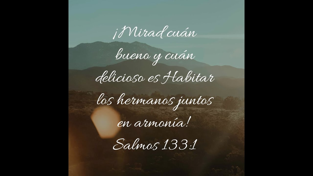 SALUDO DE OFICIALES Y GUÍAS A LA HERMANDAD DE NUESTRA IGLESIA