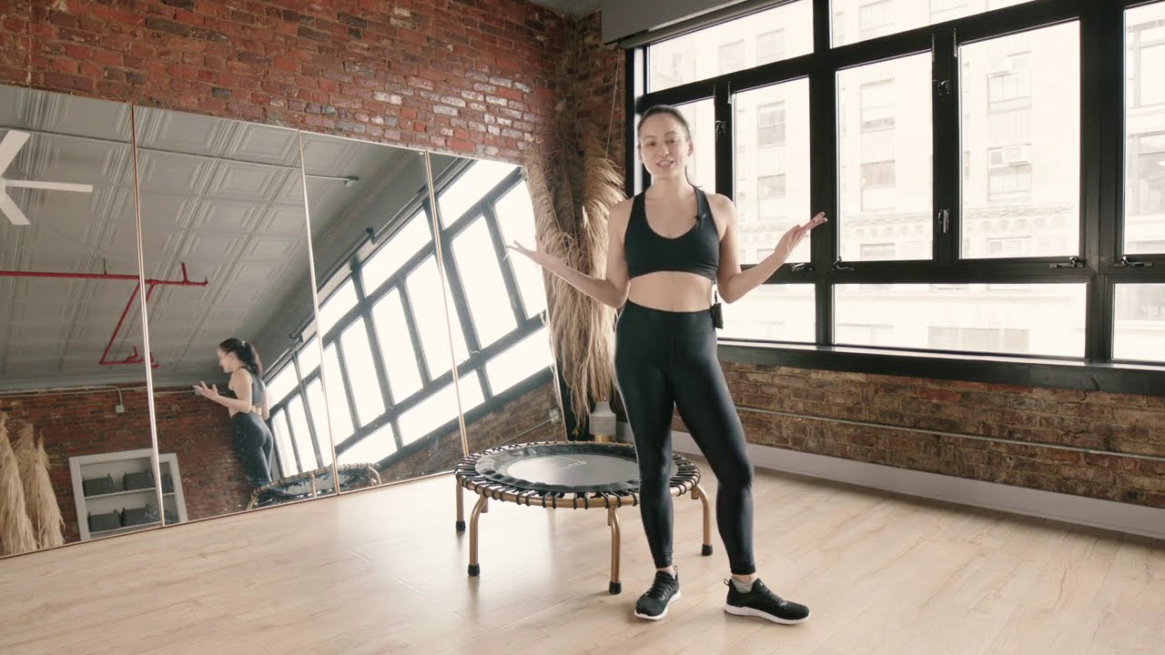 10-Minute Core Workout on the Trampoline | Quick & Effective with the ness