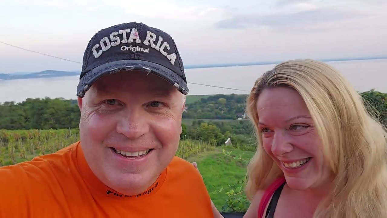 Wir sind auf Weintour in Badacsony