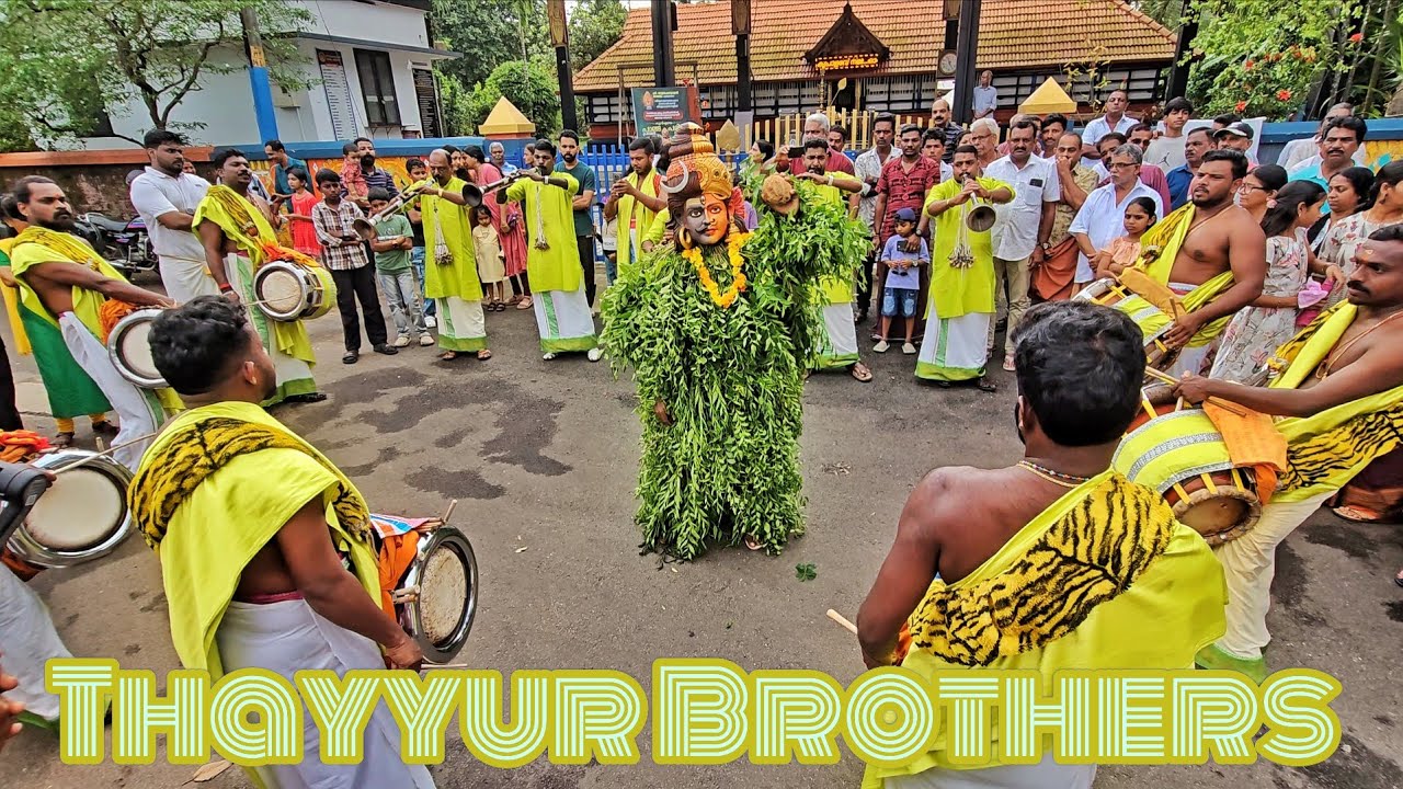 തയ്യൂർ കിടുക്കിയ അയ്യപ്പൻ സോങ് 🔥🔥🔥 | Thayyur Brothers 