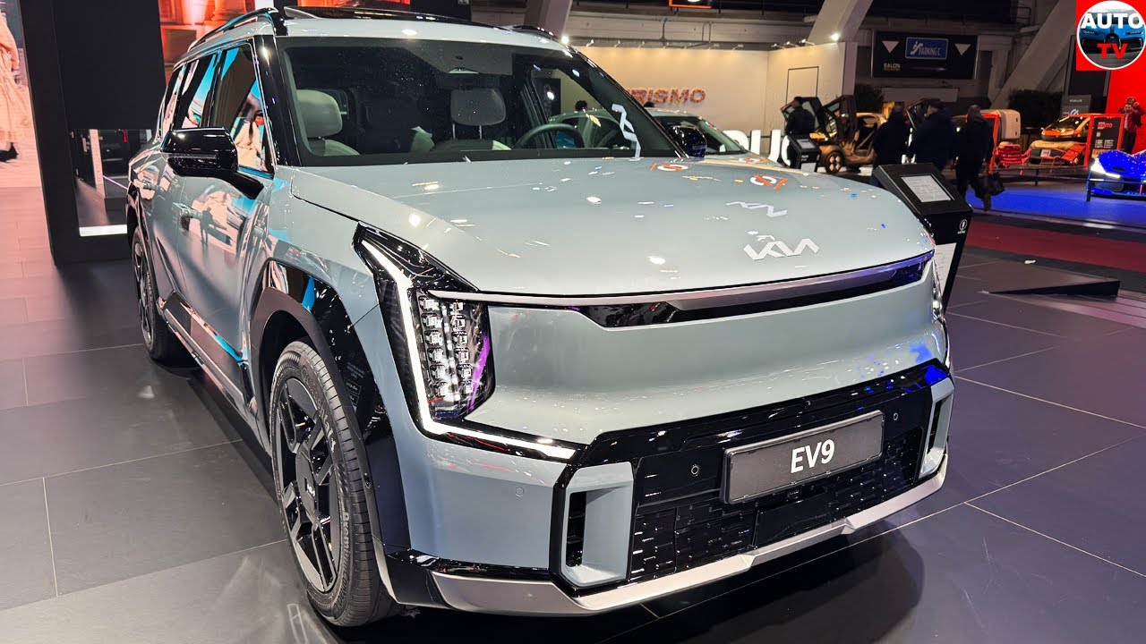 2025 Kia EV9: This 7-Seat Electric SUV Just Changed The Game | Review