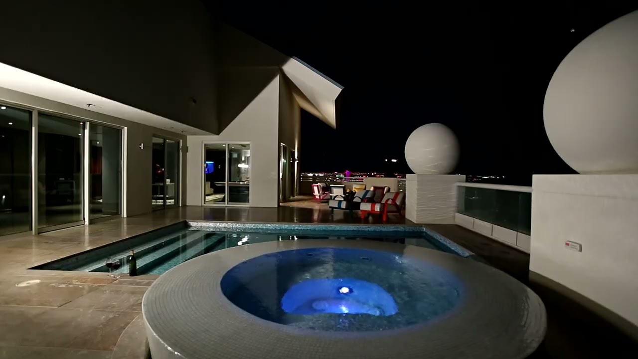 Luxurious Las Vegas Turnberry Place