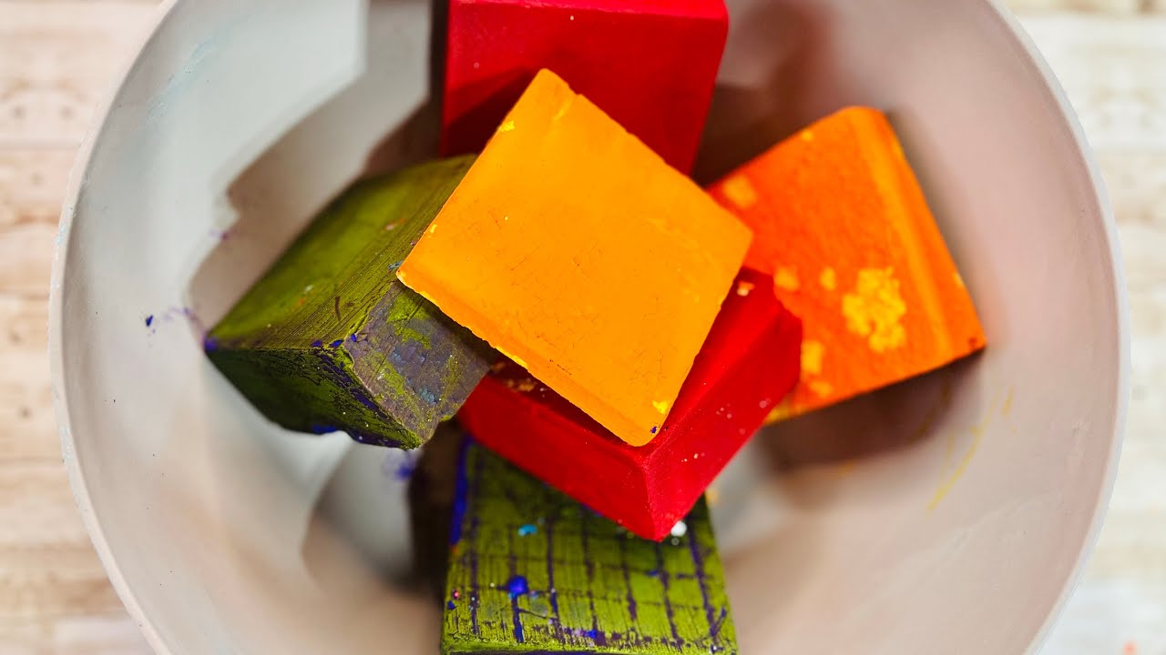 ASMR Colorful Dyed Gym Chalk Crush 💛❤️💜