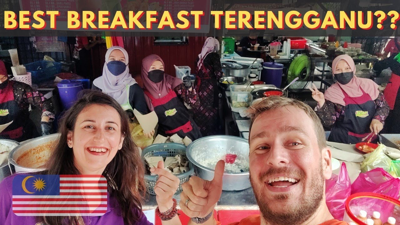Trying Nasi Dagang in Malaysia !
