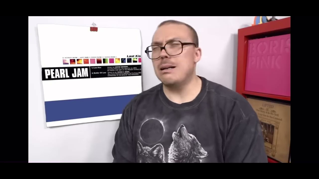 anthony fantano makes fun of eddie vedder for 1 minute and 7 seconds