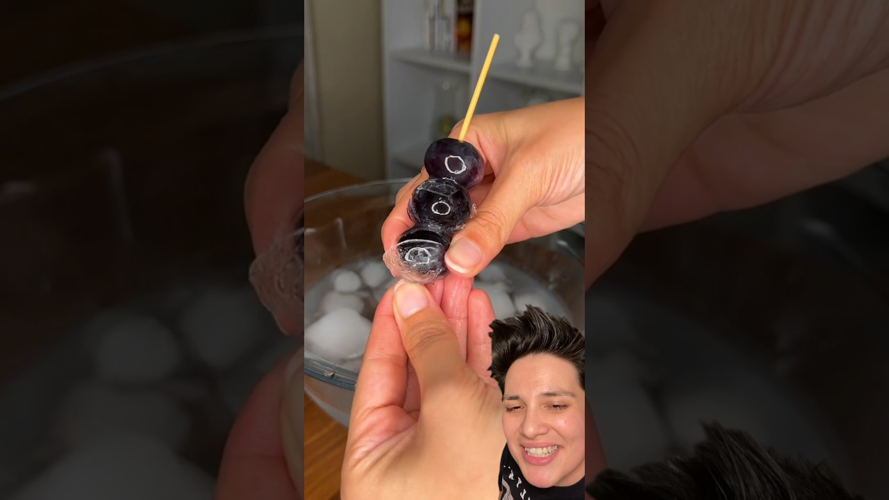 Kore&rsquo;de viral olan buz kaplı &ccedil;ıtır meyvelerden yapmayı denedim! #ice #asmr #shorts