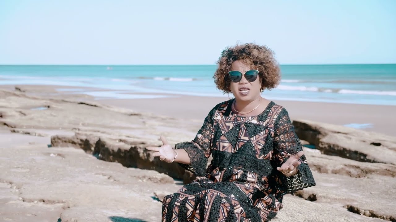 NINA DE MAJUNGA - MAMA TSY ADIGNA  ( Nouveauté Clip Officiel 2022)