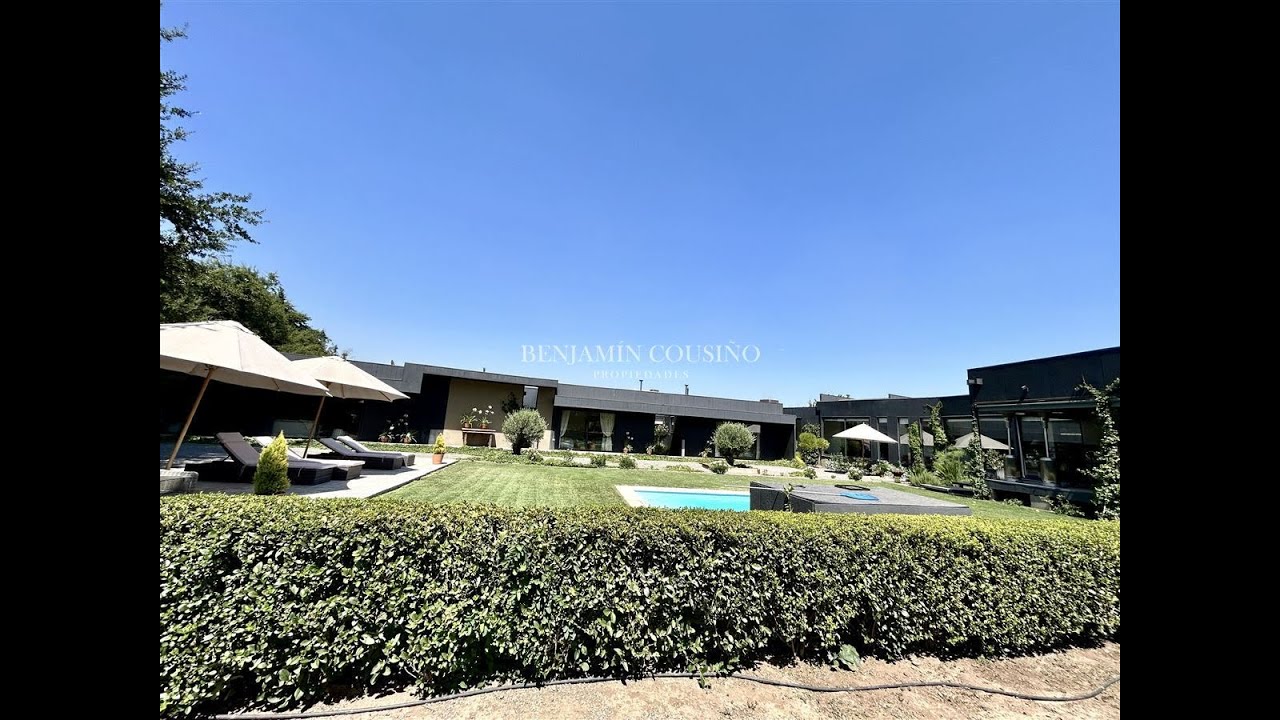 Casa En Venta De 4 Dorm Brisas De Chicureo Cód. 54.572