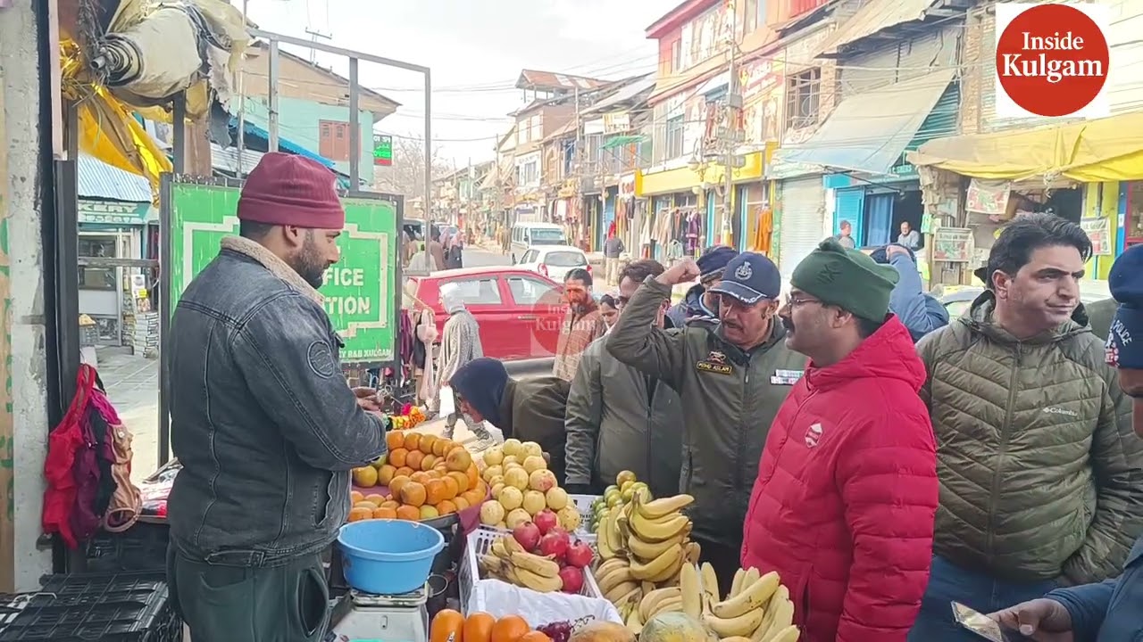 Special Drive Conducted Against Footpath Encroachment, Traffic Violations in #Kulgam.