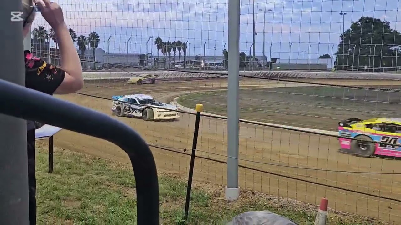17/01/2026 - 23s Saloon NZ GP Waikaraka Park - Heat 2