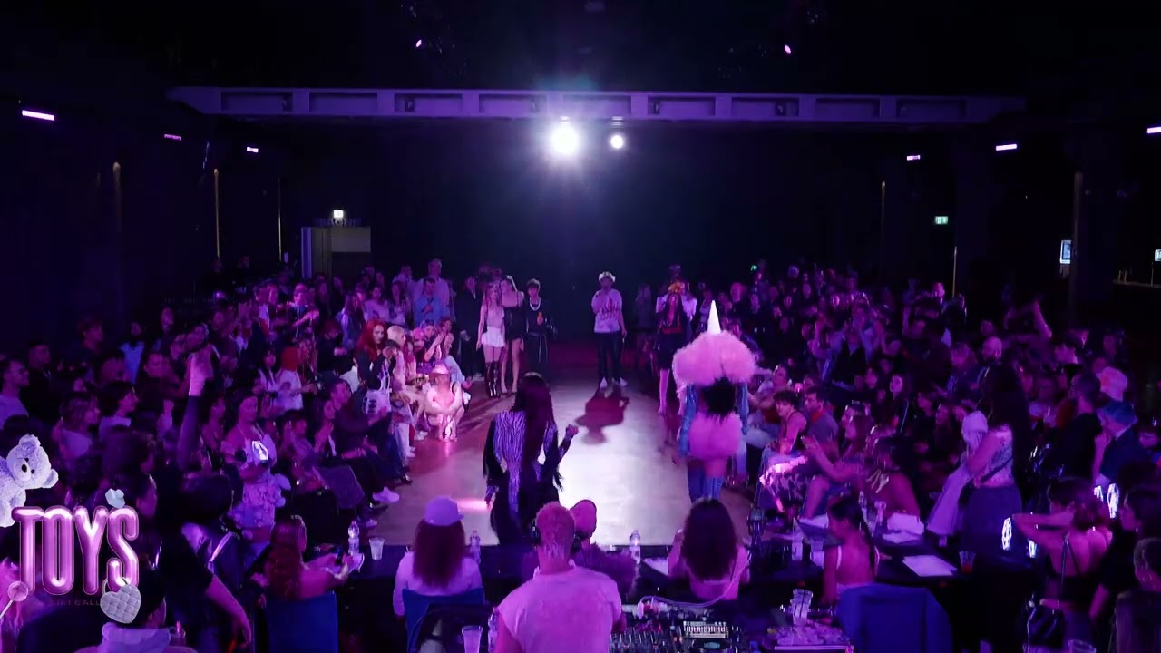 FF / MF / GNC European Runway - Toys Kiki Ball 2026