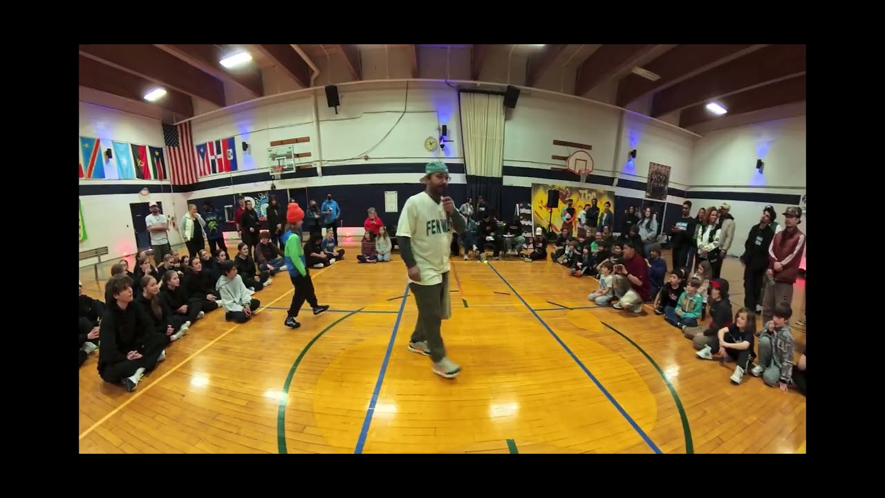 X11 Kids 1v1 Breakin Prelim - Wild Child (Casco Bay Movers) vs Sonic Flash 