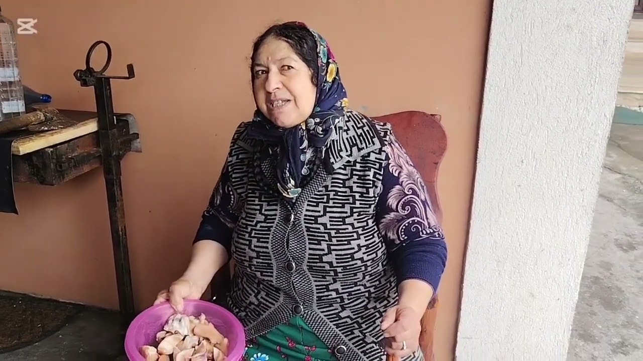 Hai să vedeți pe rabican cum repară mașină de spălat și am pregătit carne de piftie pentru sâmbătă