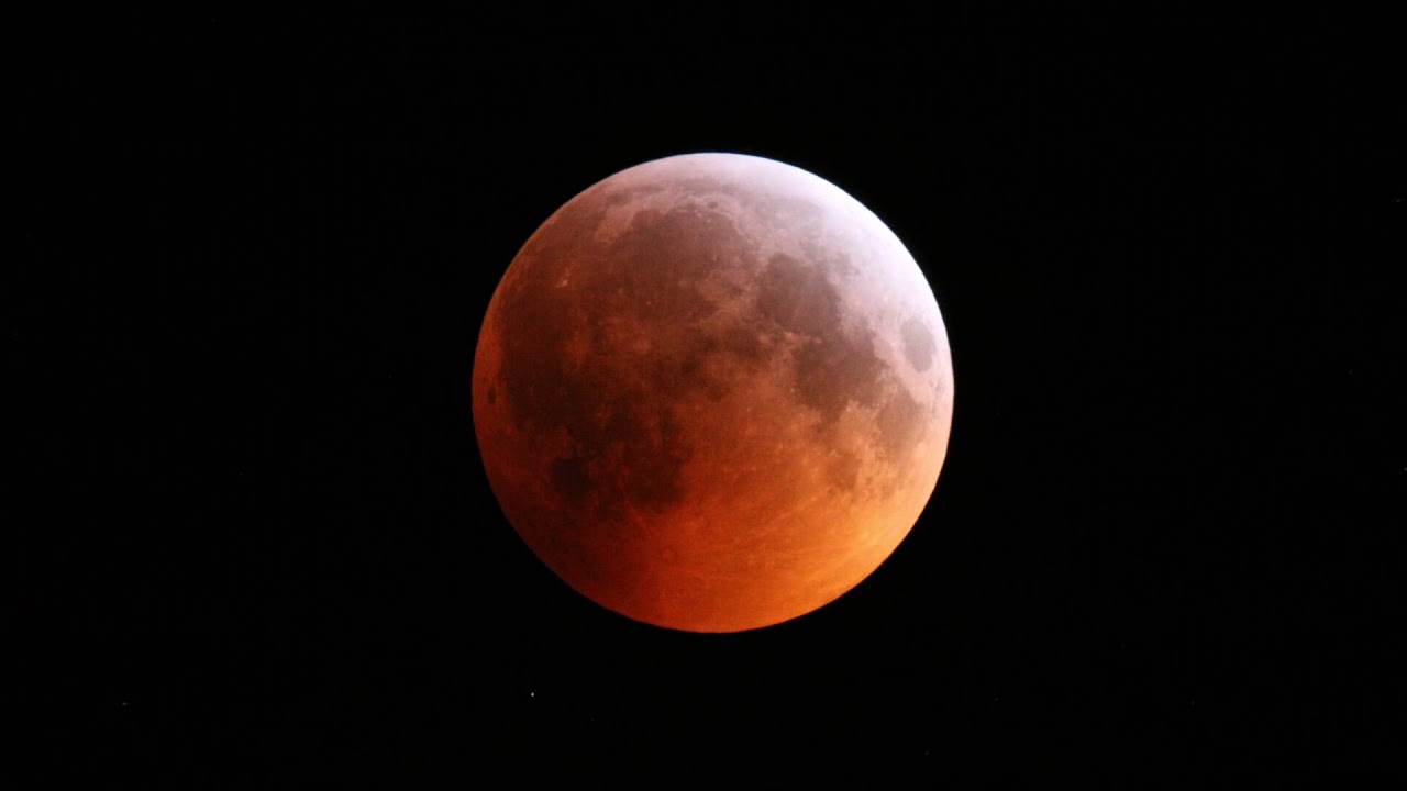 Nice Time-Lapse of the Total Lunar Eclipse, 21.01.2019