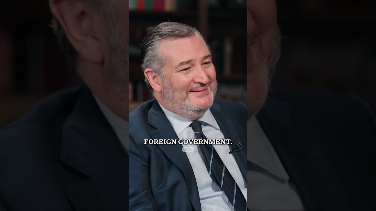 Такер и Тед Круз обсуждают, что такое AIPAC.