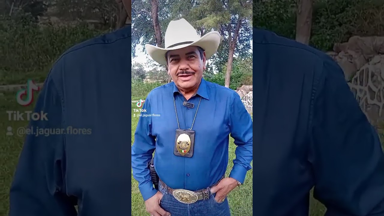 Roberto franco entrevista actor y cantante profecional y actor de peliculas mexicanas .