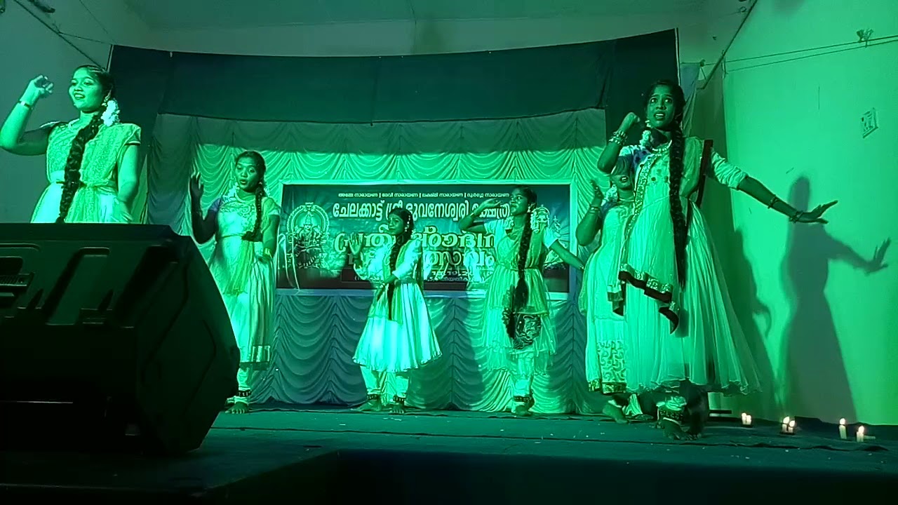 Aluva chelakkat bhagavathy temple ulsavam program😍😍😍