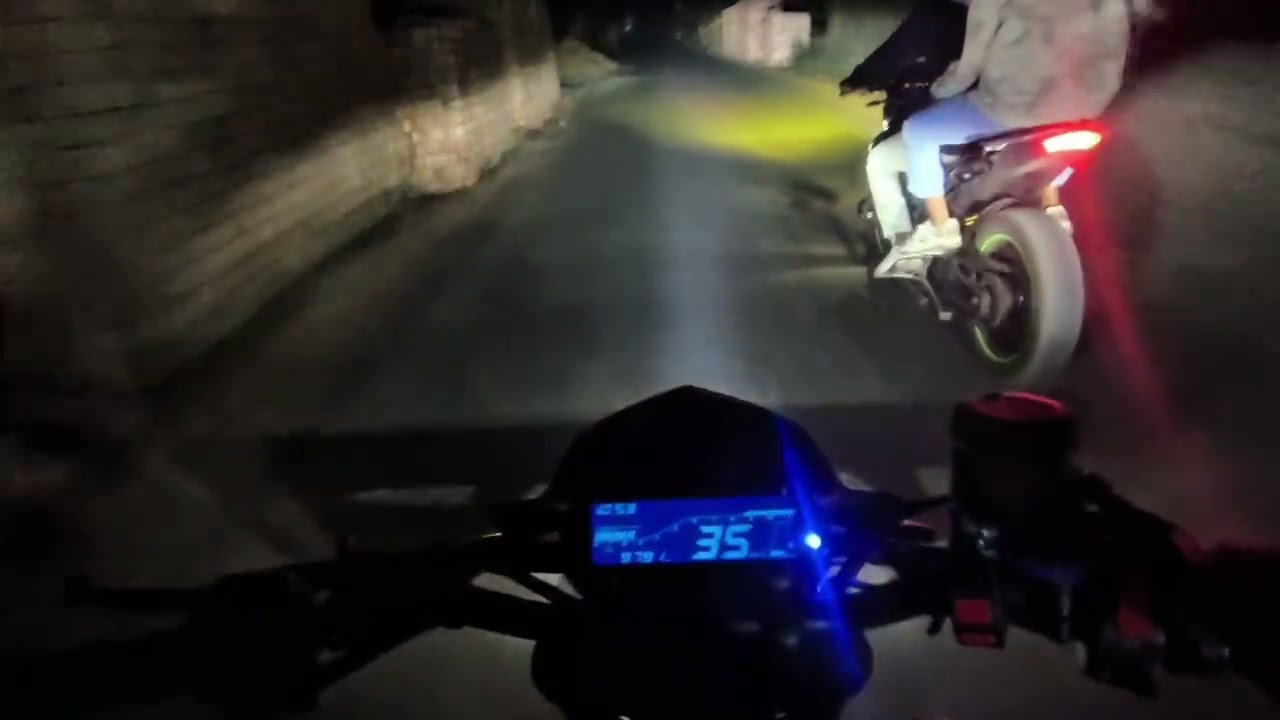 Night ride #rider #fzsv4 #youtuber  #motovlog  #nightride #viral #fyp #trending #biker 