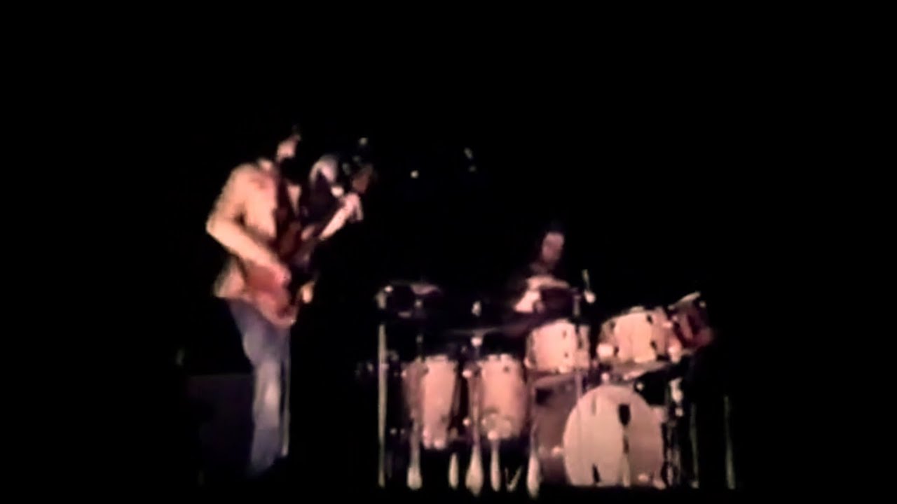 King Crimson - Live in Waterbury, CT (May 6, 1973) - 8mm film [NEW FOOTAGE]