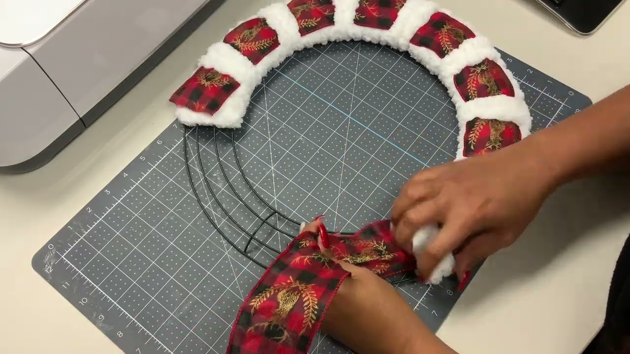 DIY Dollar Store Yarn and Ribbon Wreath