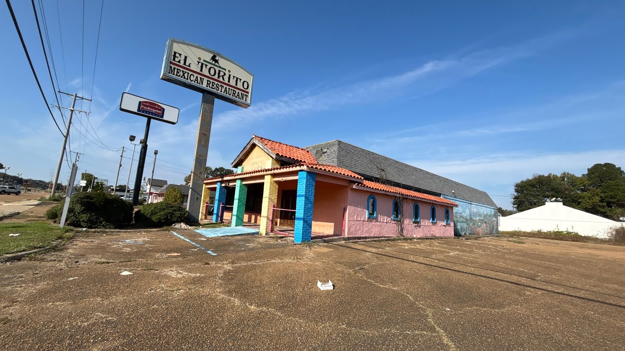 Abandoned El Torito Mexican Restaurant/Former Hardee’s in Natchez, MS