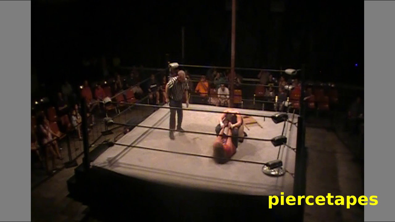Jessica Wetmore vs Crystal Fire