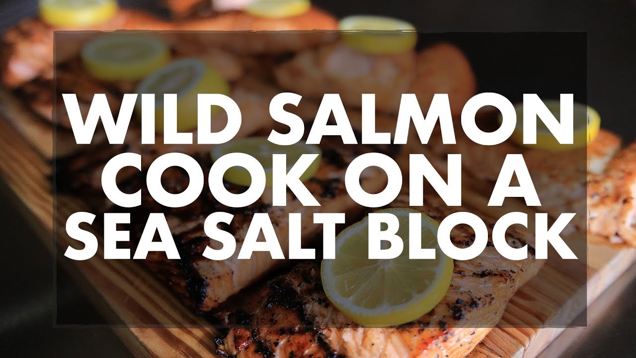 Дикий лосось, приготовленный на брикетах гималайской морской соли | Грили REC TEC