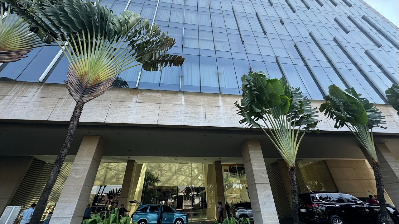 Обзор тура по отелю Hilton Bandung