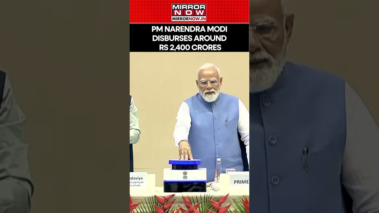 PM Narendra Modi Disburses Around Rs 2,400 Crores #shorts #shortsvideo #shortsyoutube
