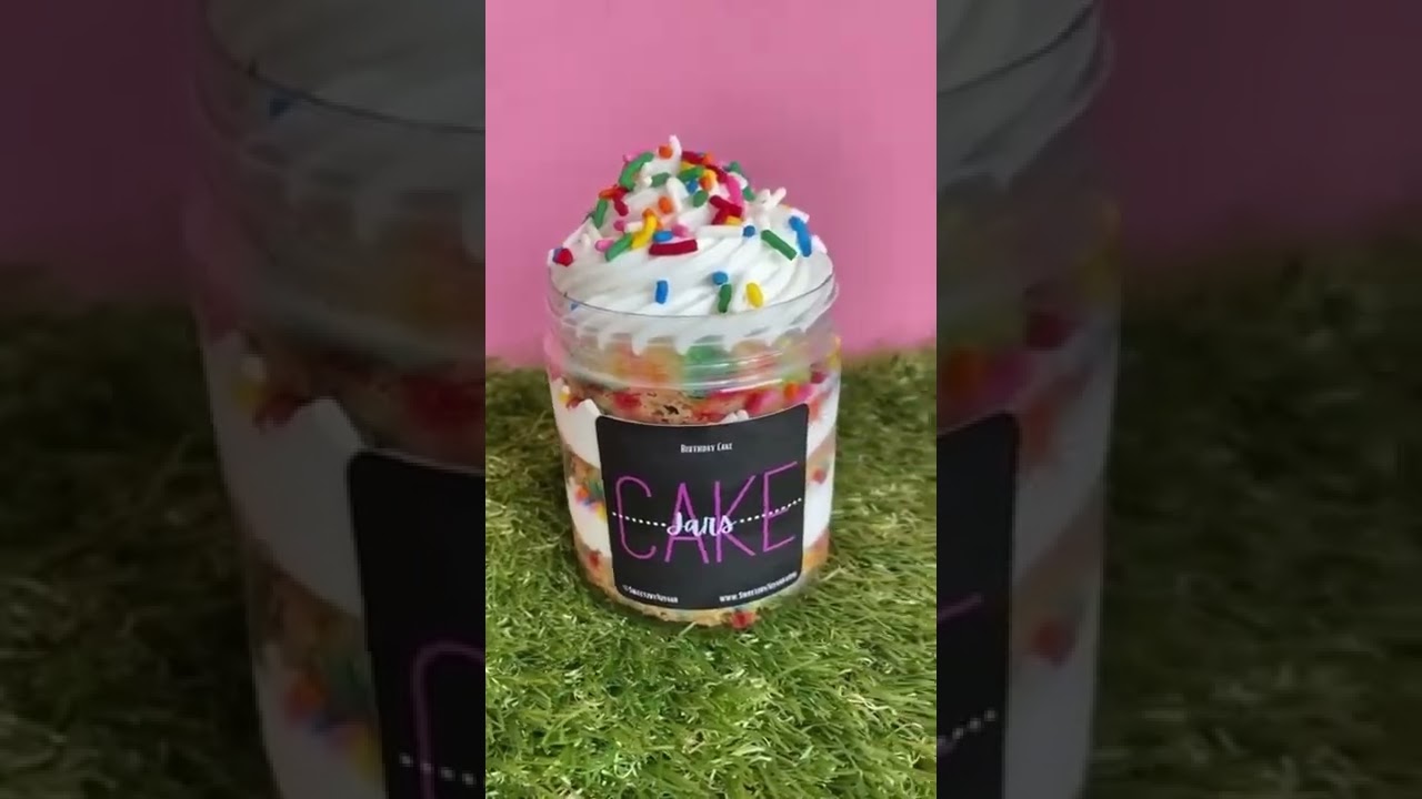 Cake Jars!! Available for shipping in our Etsy store! FOLLOW US ON IG FOR MORE @sweetzbyniyaah