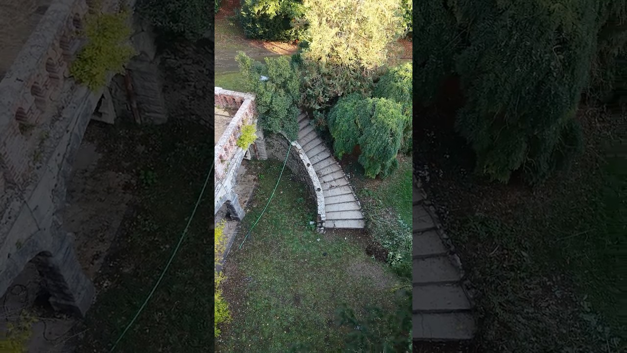 Un escalier de 130 ans au Karcher #chateau #manoir #r&eacute;novation #ch&acirc;teaux