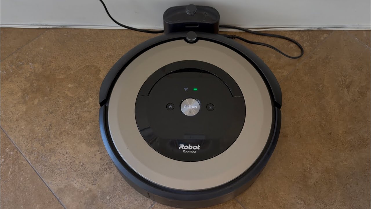 iRobot Roomba e6 (e6198) - Robot Vacuum Demo