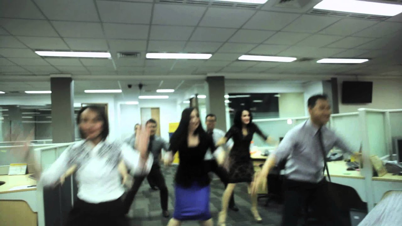 DHL MUSIC VIDEO - Aint No Mountain High Enough.wmv
