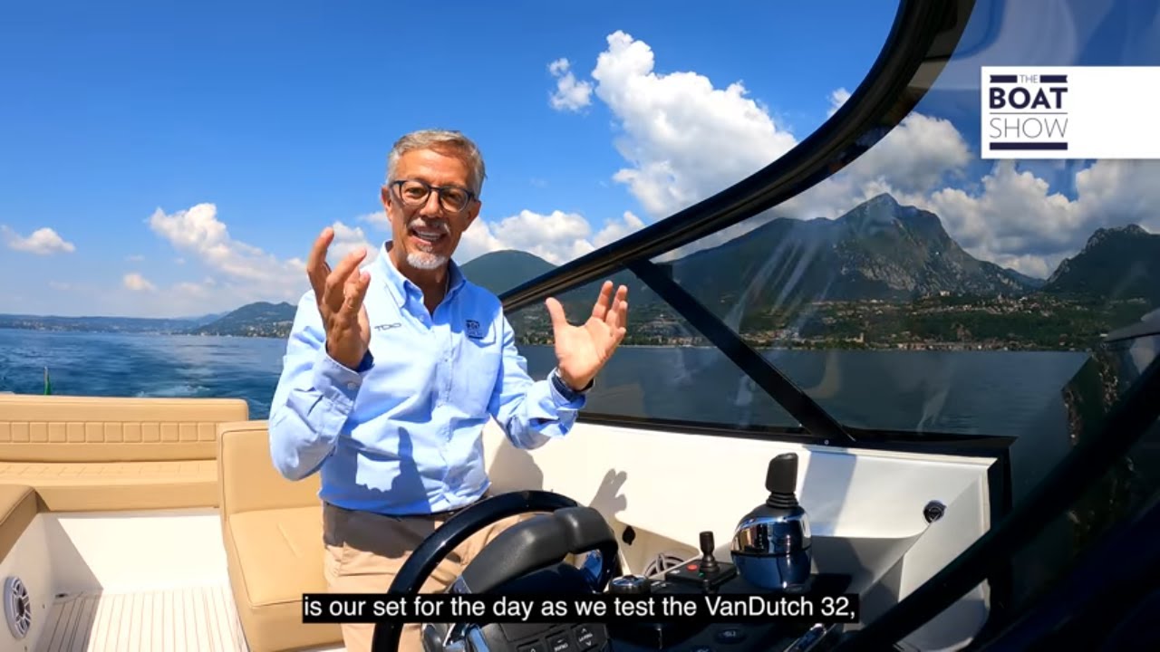 VANDUTCH 32 - Motor Yacht Review - The Boat Show