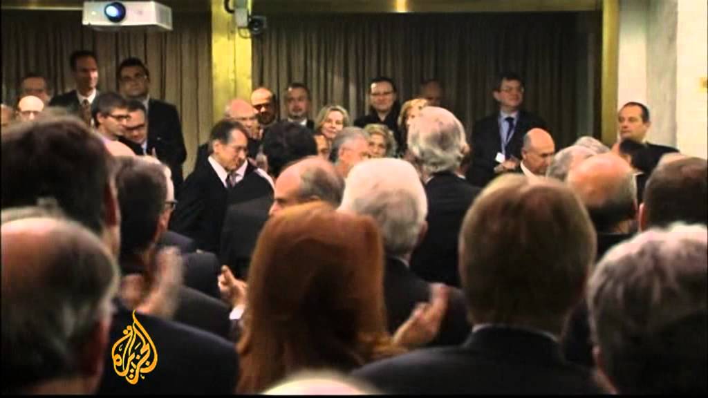 Italian PM Mario Monti resigns