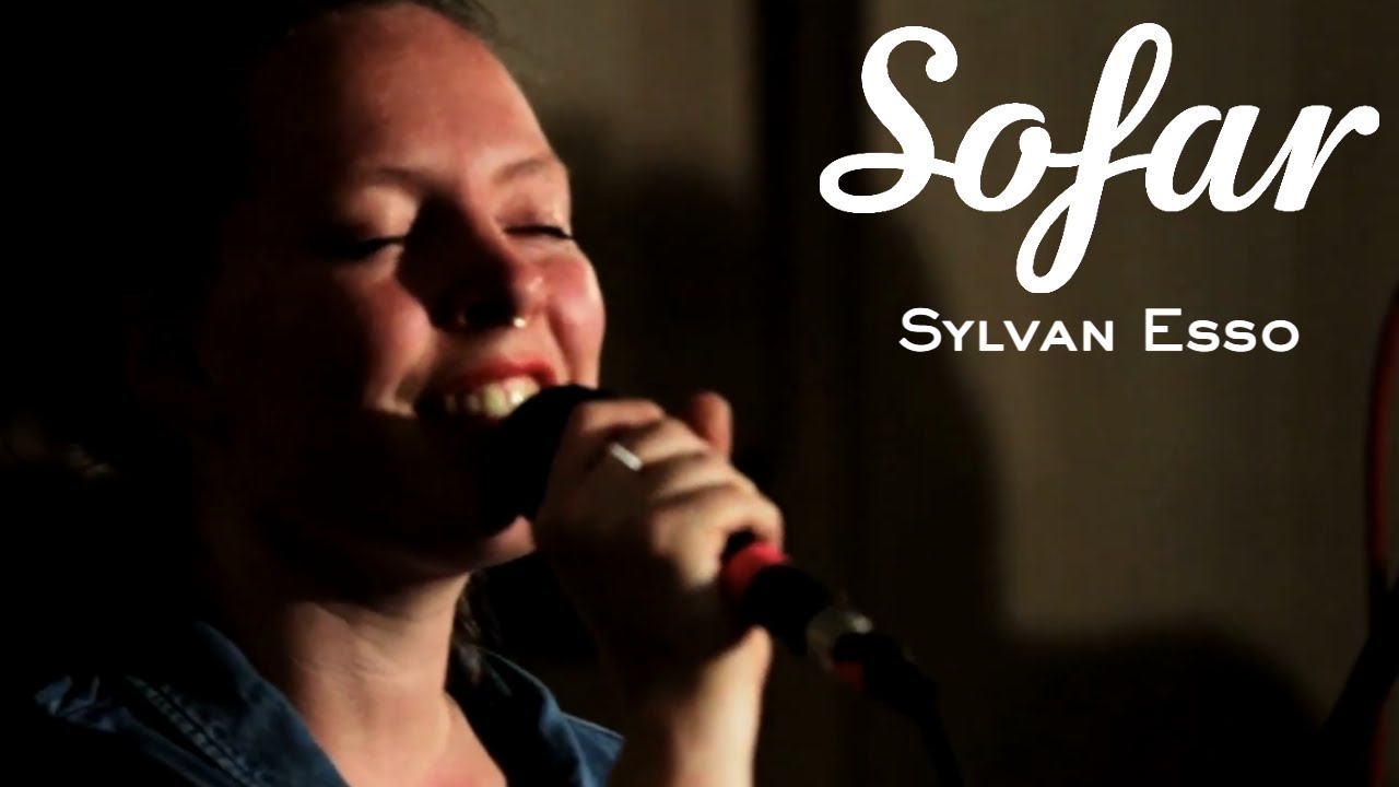 Sylvan Esso - Play It Right | Sofar London