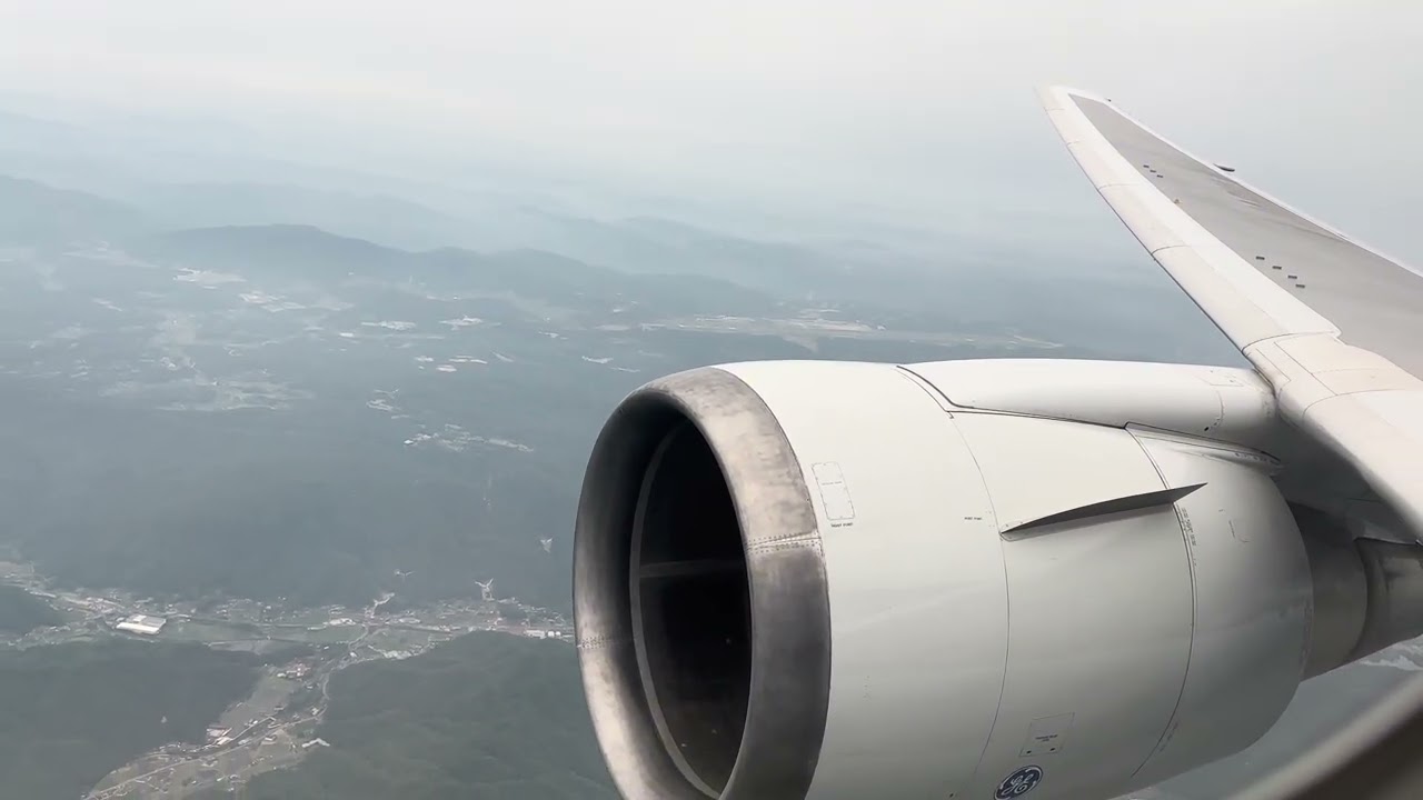 ANA  羽田空港→広島空港　B767-300ER  機窓