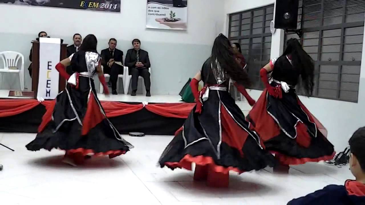 Filhas de Deus - Vale de Ossos Secos | Coreografia