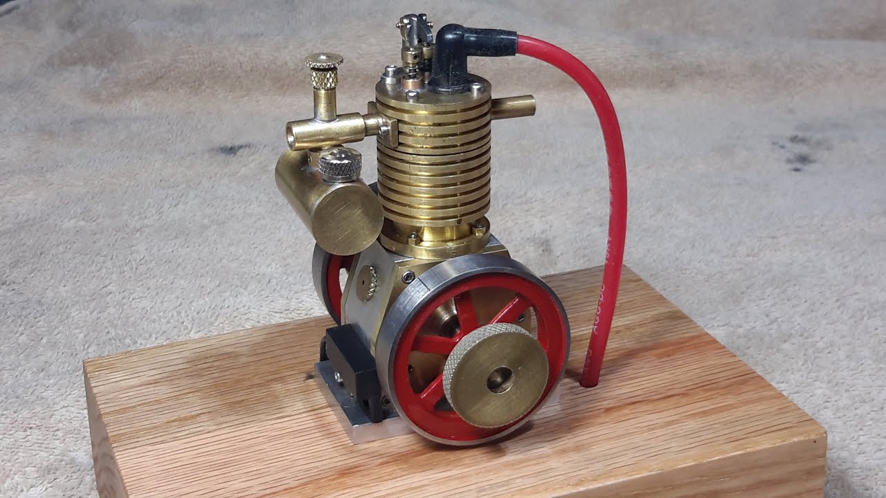 MINIATURE HIT & MISS INTERNAL COMBUSTION ENGINE