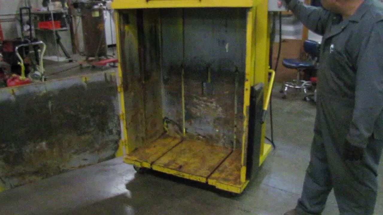 GPI Ver-Tech M42BC Hydraulic Vertical Cardboard Recycling Baler Compactor