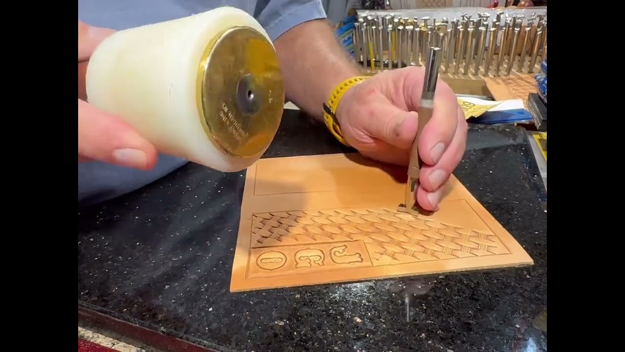 Roper Style Wallet Build. Forgot intro see description