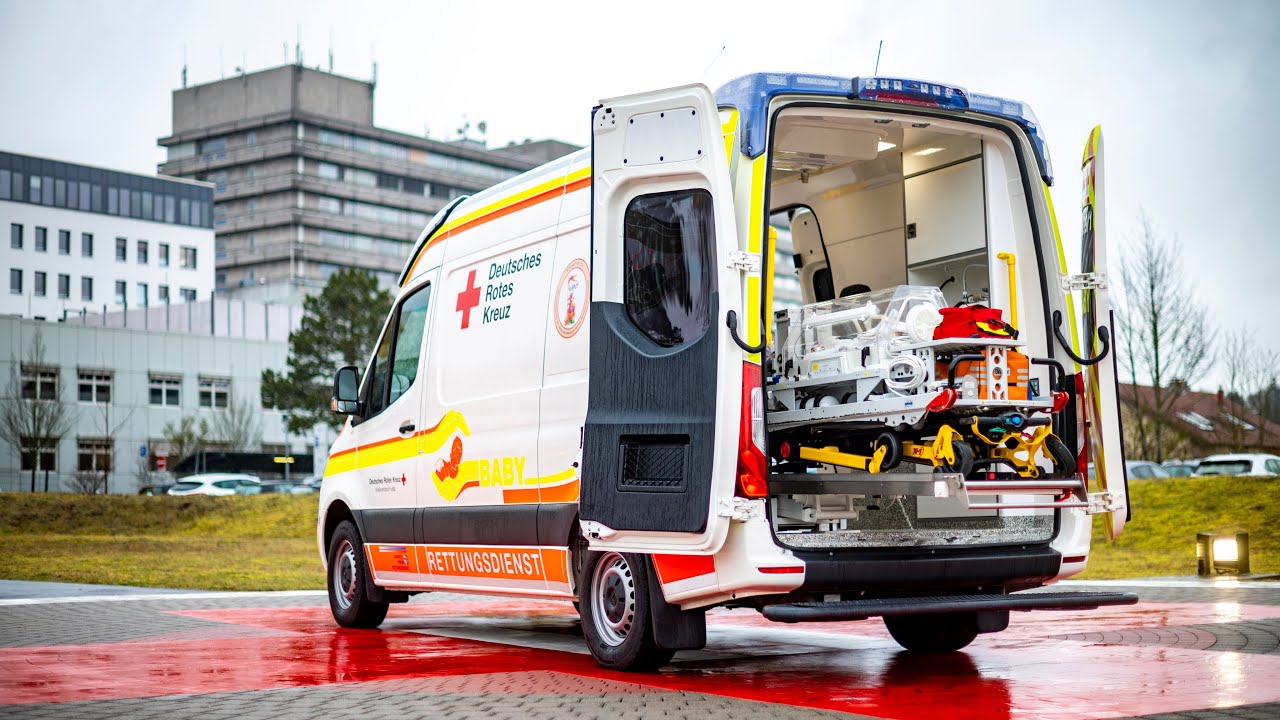 Rettungsdienst: Der neue Baby-Notarztwagen vom DRK Fulda - Trailer