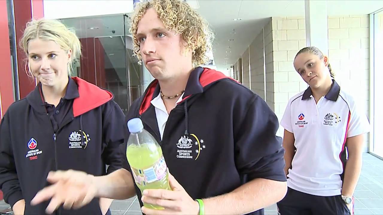 Tennis class of 2011 joins AIS