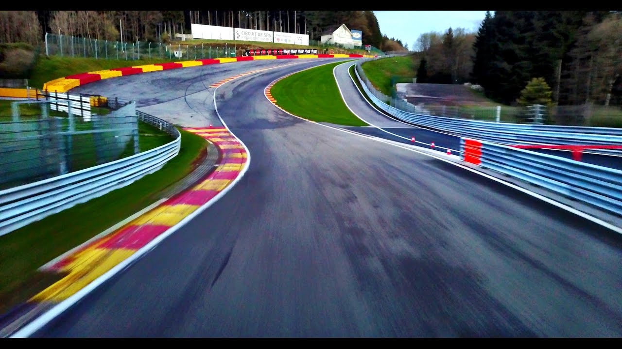 BEST CORNER IN THE WORLD - Eau Rouge - Spa Francorchamps