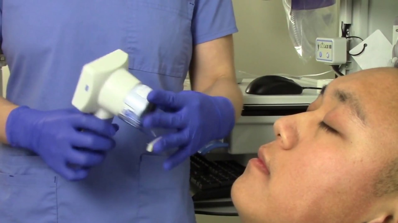 NPi®-200 Pupillometer Pupil Exam