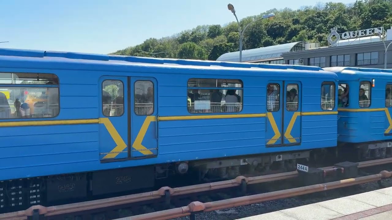 МЕТРО КИЕВ 2025 Украина/KIEV UKRAINE 4K #kiev #metro #київ #киев