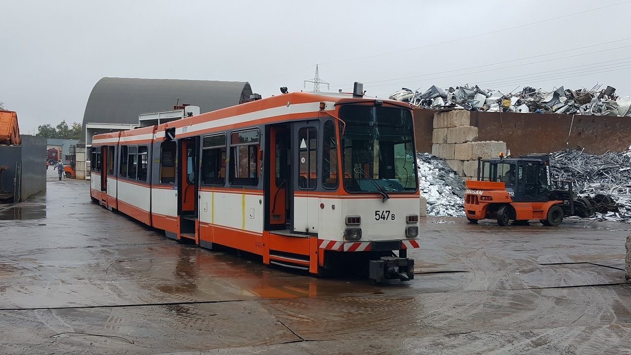 Bahn in Bielefeld - Ausschnitt Verschrottung von M8C 547