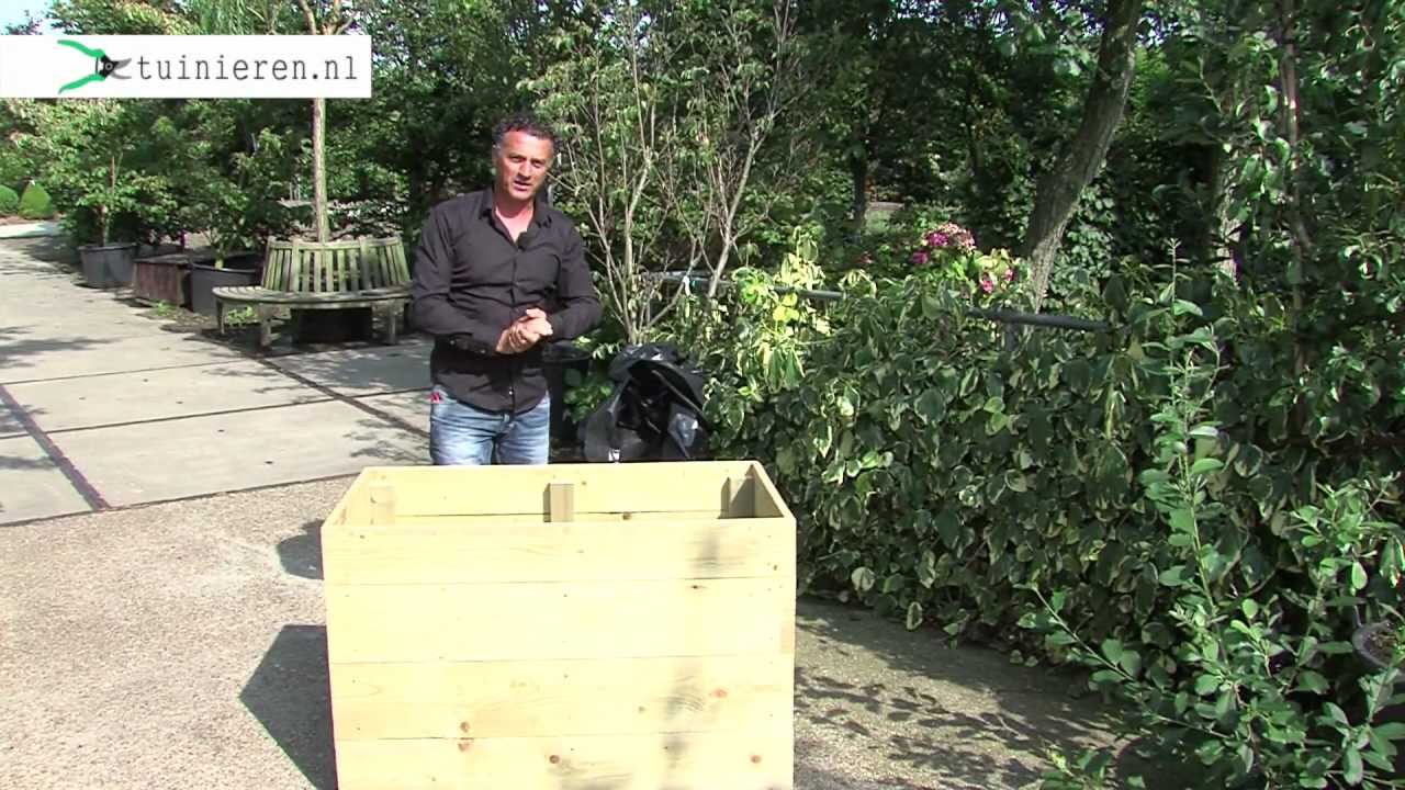 Hoe kan ik een houten bloembak maken? - Tuinieren.nl